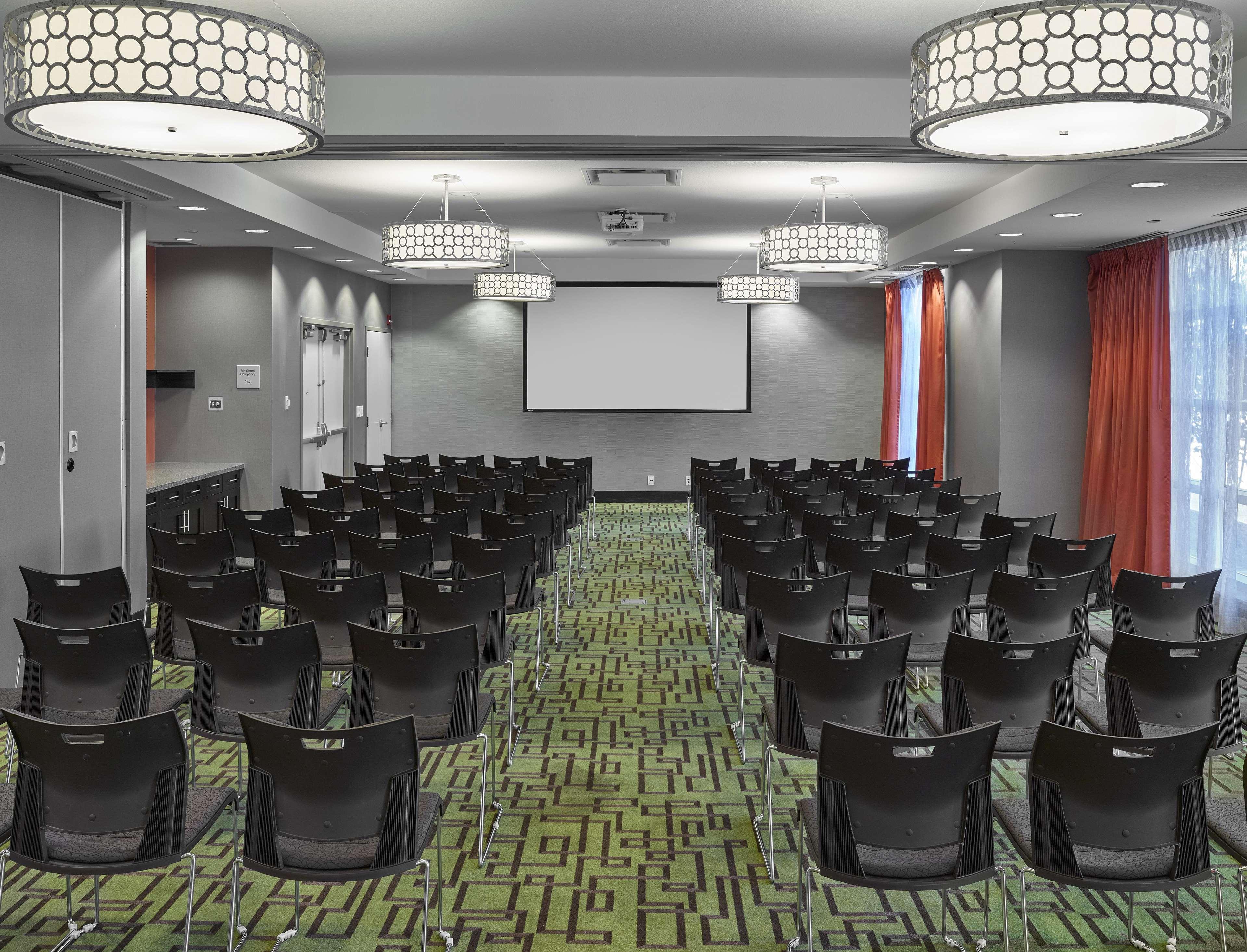 Hampton Inn By Hilton Calgary Airport North Ngoại thất bức ảnh