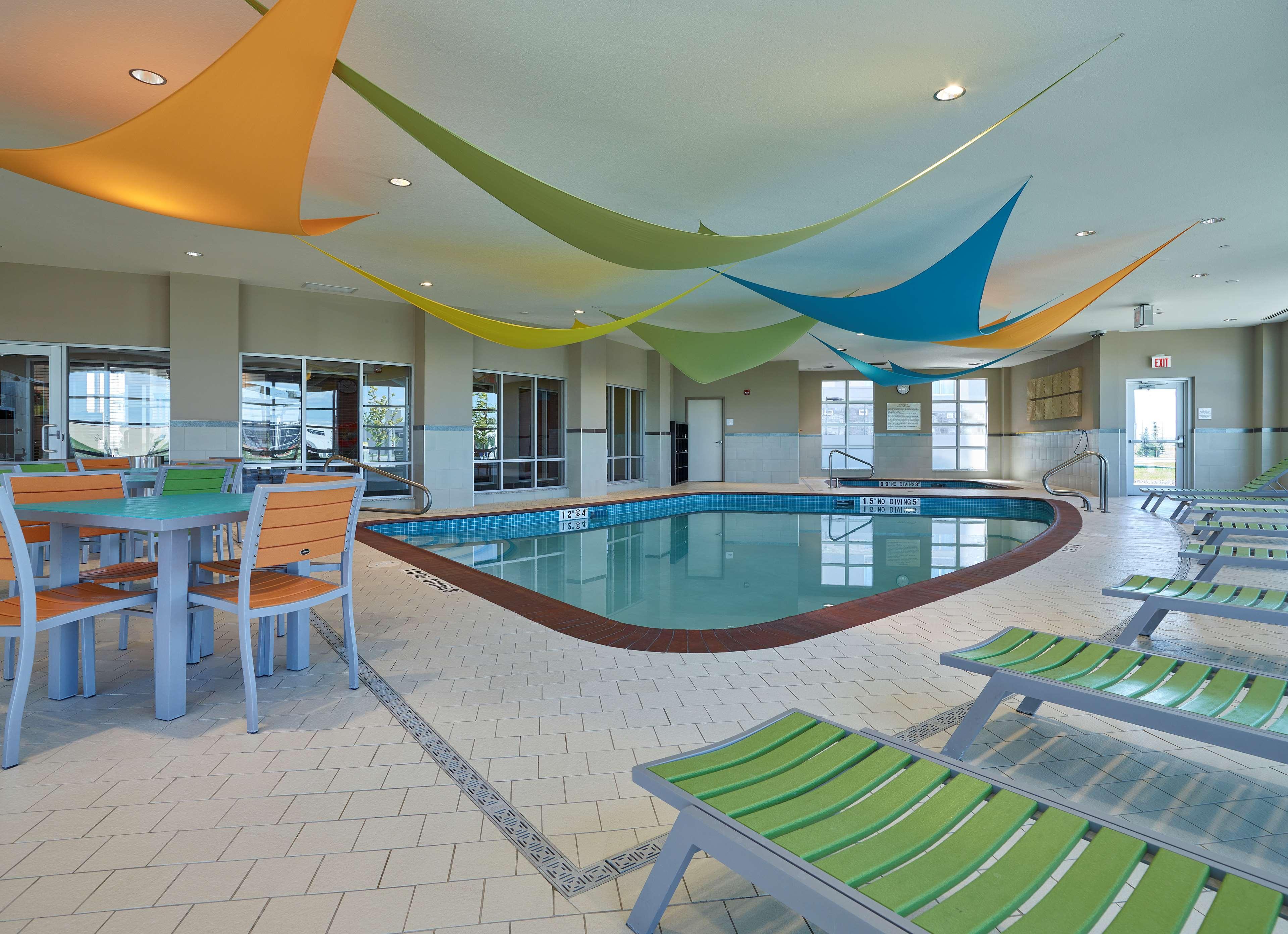 Hampton Inn By Hilton Calgary Airport North Ngoại thất bức ảnh