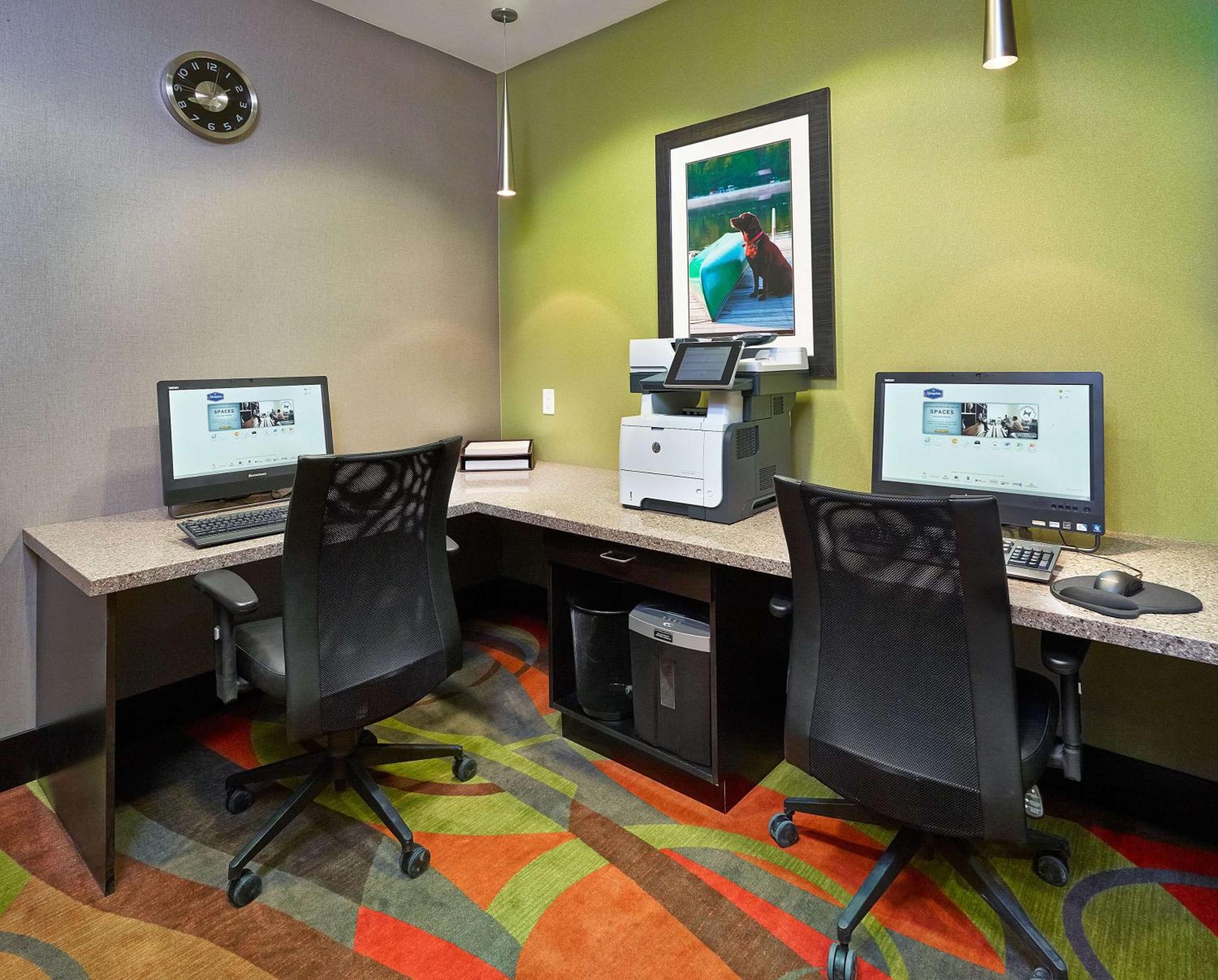 Hampton Inn By Hilton Calgary Airport North Ngoại thất bức ảnh